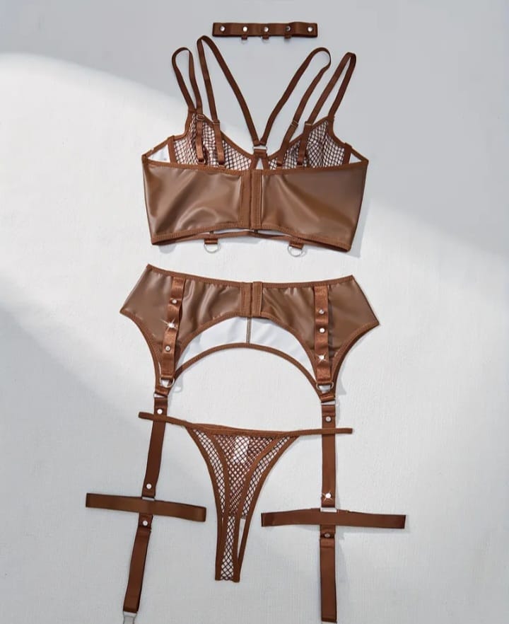 🍫 Set Lencería Harness Chocolate — 4 Piezas Seductoras